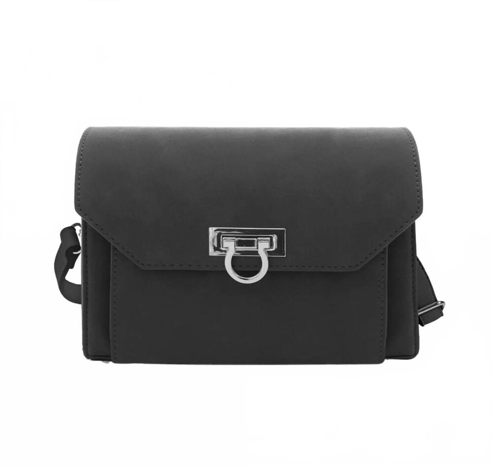 NEW FAIRE women's venesia-touchscreen purse in black